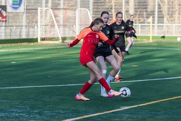 Bild 273 - wBJ VfL Pinneberg2 - Eimsbuttler TV 3 : Ergebnis: 5:0